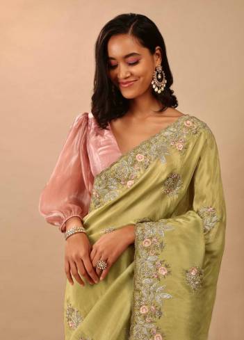 BT 1229 BY SAGAR IMPEX DESIGNER BOLLYWOOD SILK SAREE WHOLESALER IN INDIA